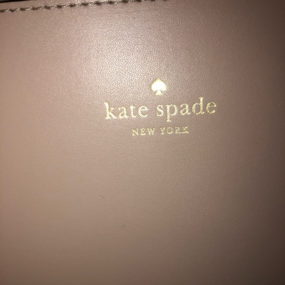 Kate spade tote - Picture 2 of 4